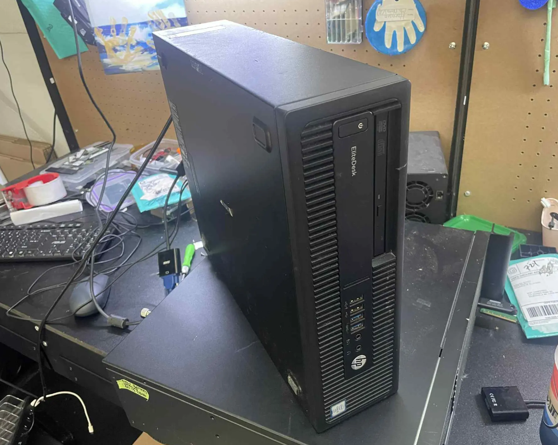 desktop PC i7 6700k 16gb ddr4 WX4100 4gb ssd